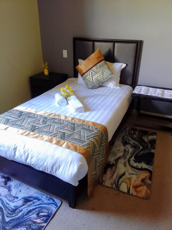 Atlantic Pearl Guest House Midrand Exterior photo